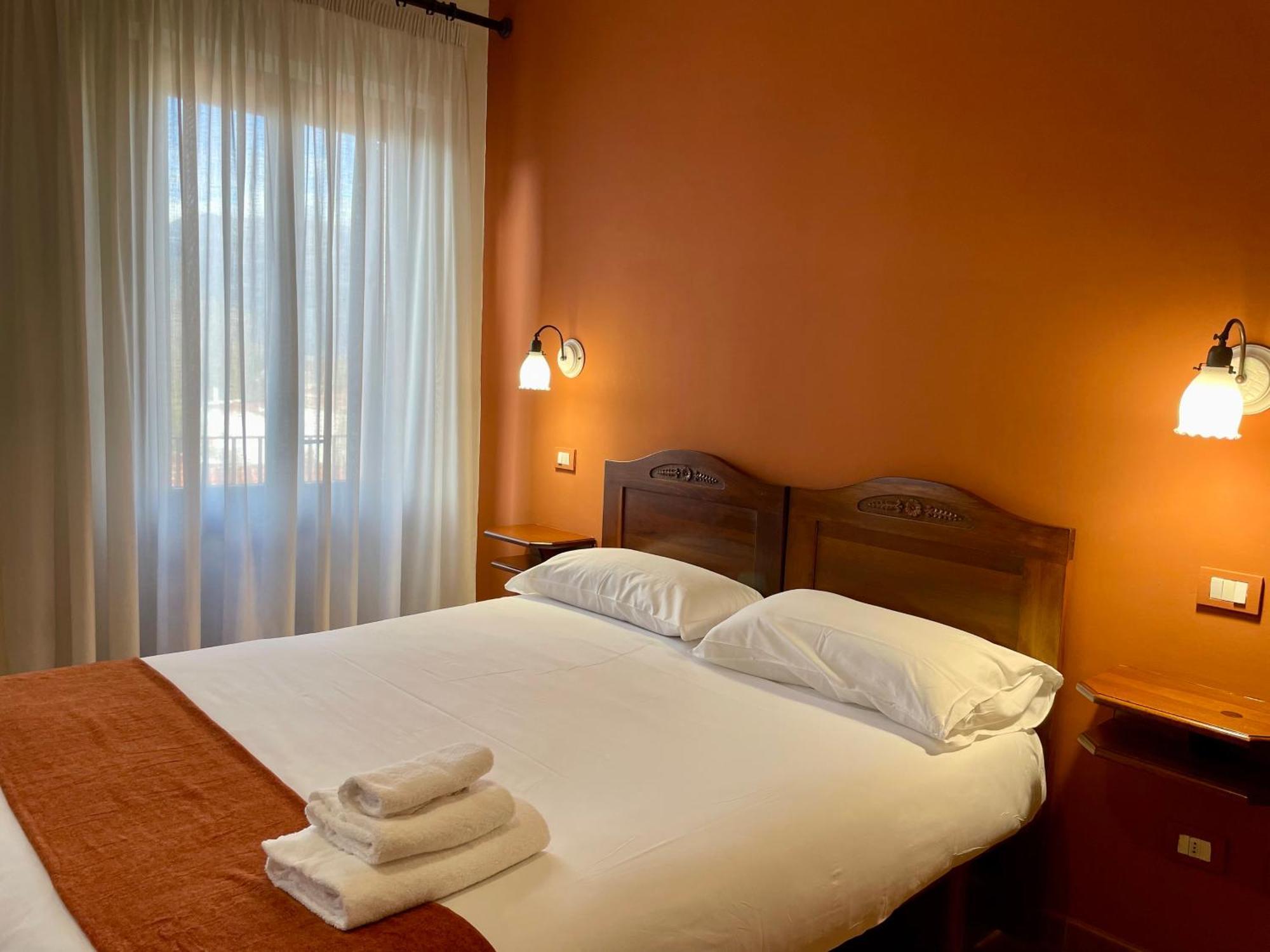 Albergo Mingone Isola di Liri Esterno foto