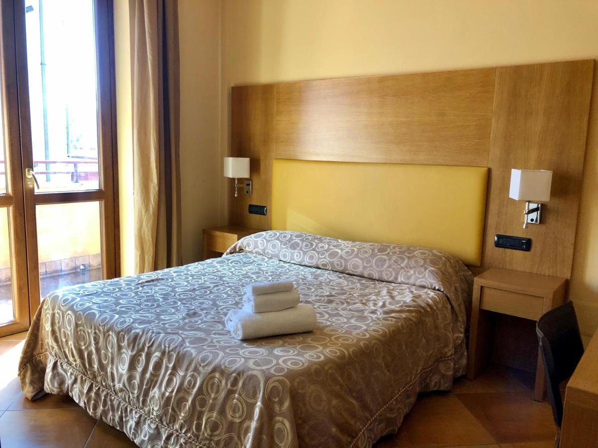 Albergo Mingone Isola di Liri Esterno foto