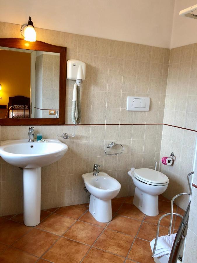Albergo Mingone Isola di Liri Esterno foto